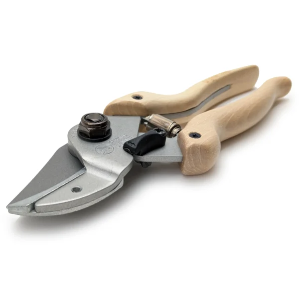 Löwe Pruning Shears with Hickory Wood Handle