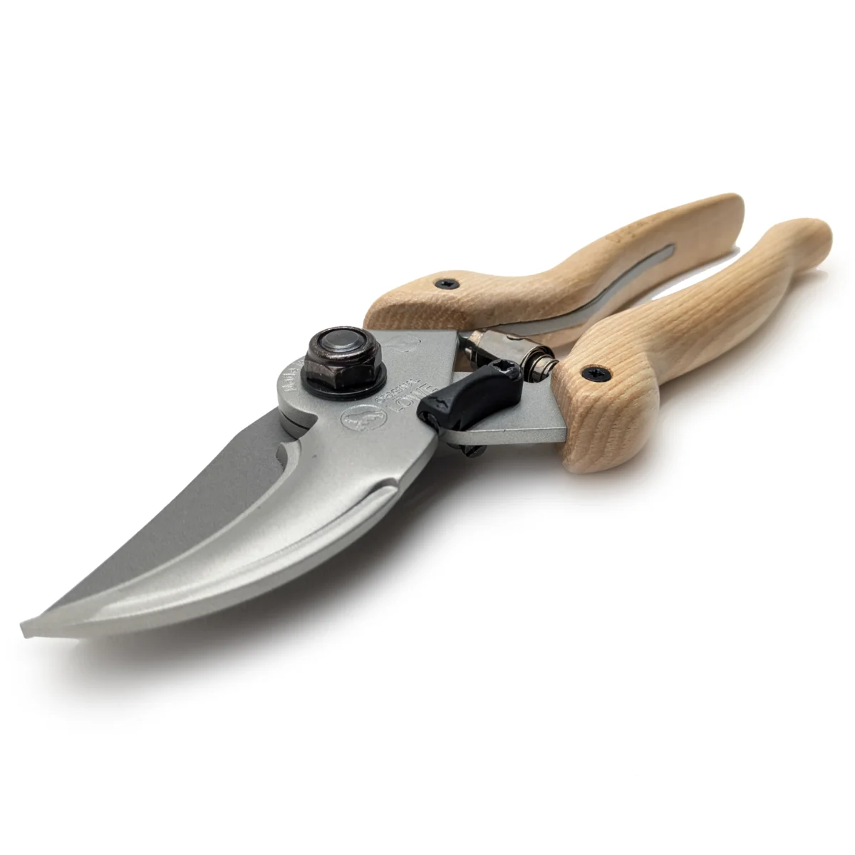 Löwe 9 Natural secateurs with wooden handle