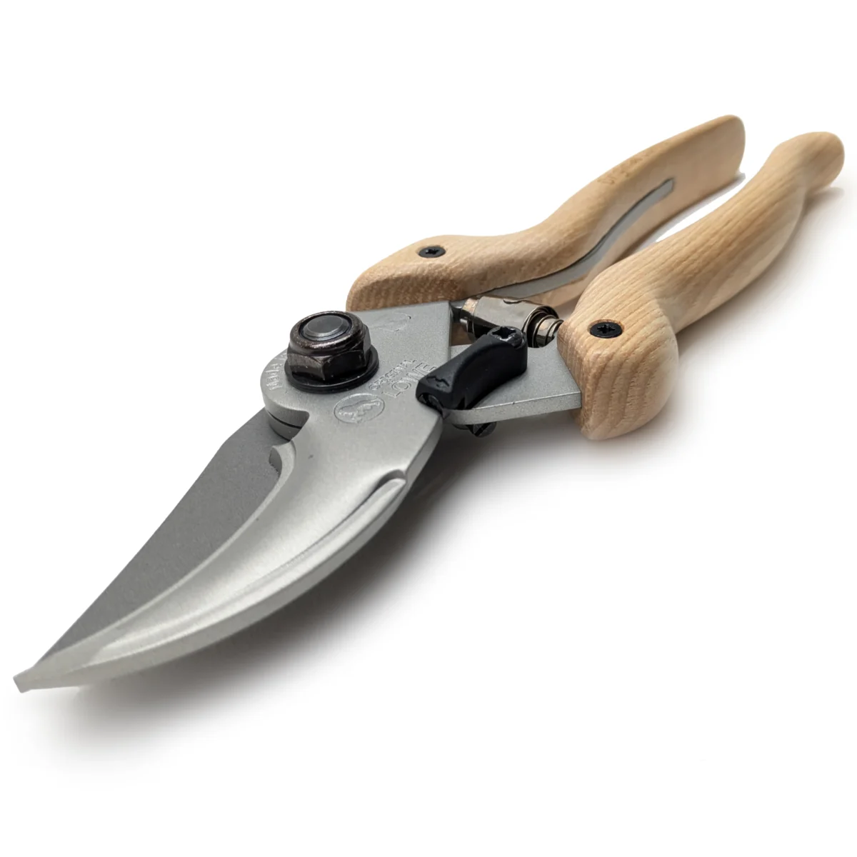Löwe 9 Natural secateurs with wooden handle